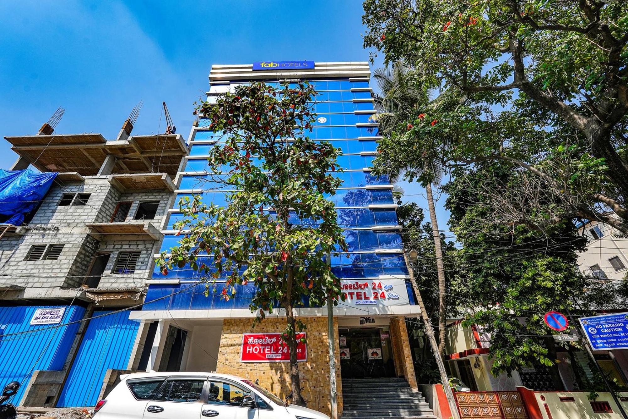 Fabexpress 24 Plus - Nr Sagar Hospital Bangalore Exterior foto